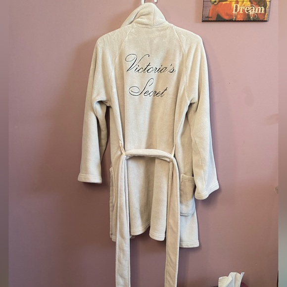 Victoria’s Secret Robe - Picture 3 of 3